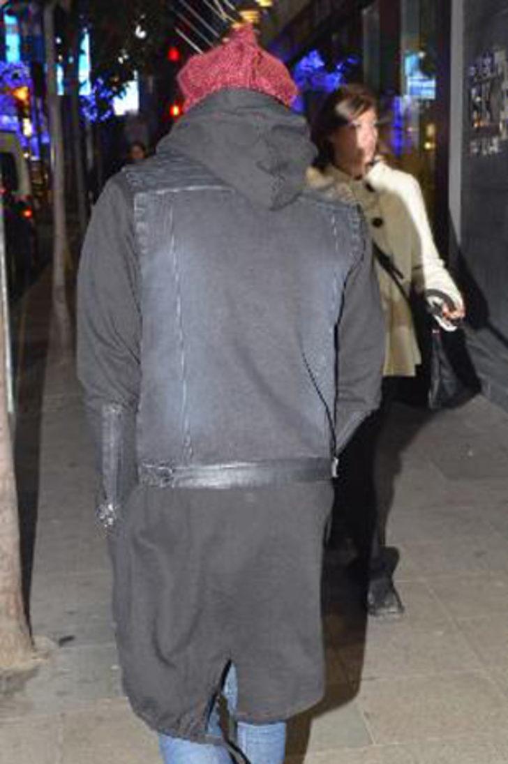 Tümer Metin gecelerde yalnız G3