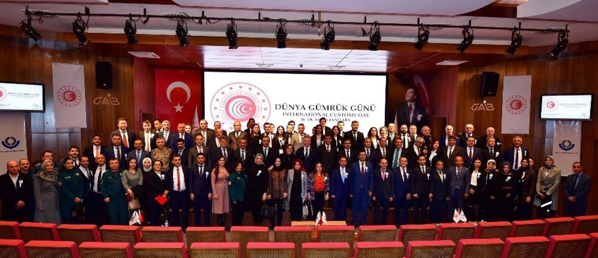 İhracat&ccedil;ılardan G&uuml;mr&uuml;k G&uuml;n&uuml; kutlaması