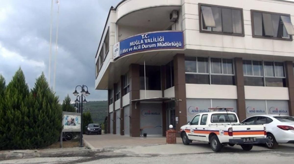 Muğla&rsquo;dan Elazığ&rsquo;a 5 ara&ccedil;, 30 personel g&ouml;nderildi