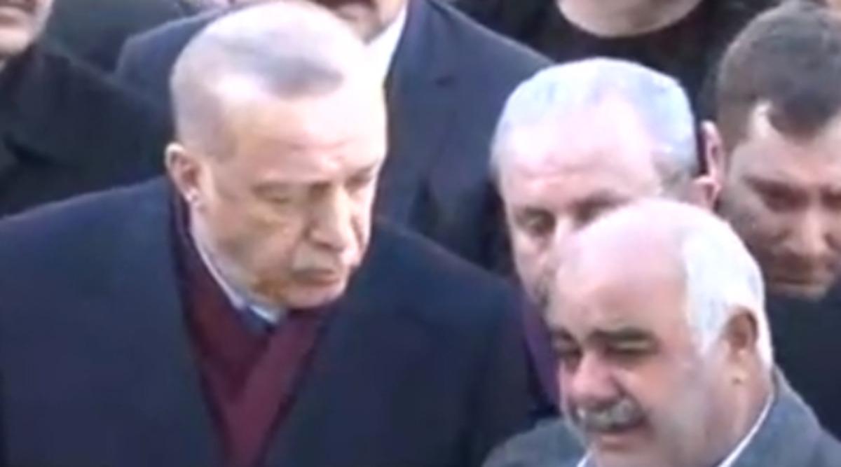 Son dakika! Cumhurbaşkanı Erdoğan'dan deprem b&ouml;lgesi Elazığ'da a&ccedil;ıklamalar