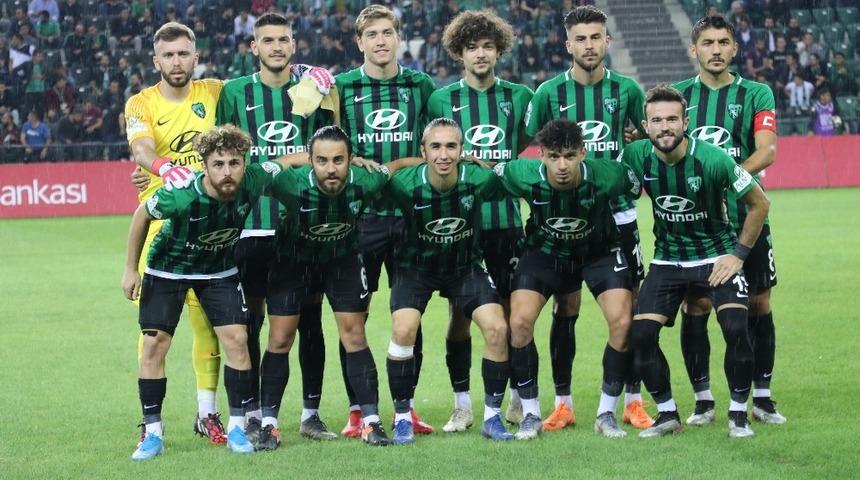 Kocaelispor&rsquo;dan Elazığ deprem mağdurlarına yardım