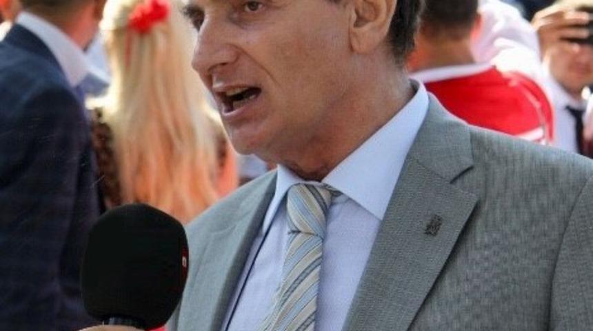 Tanınmış m&uuml;teahhit uyardı