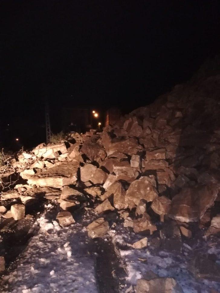 Türkeli’de ulaşıma kapanan yol yeniden açıldı G2