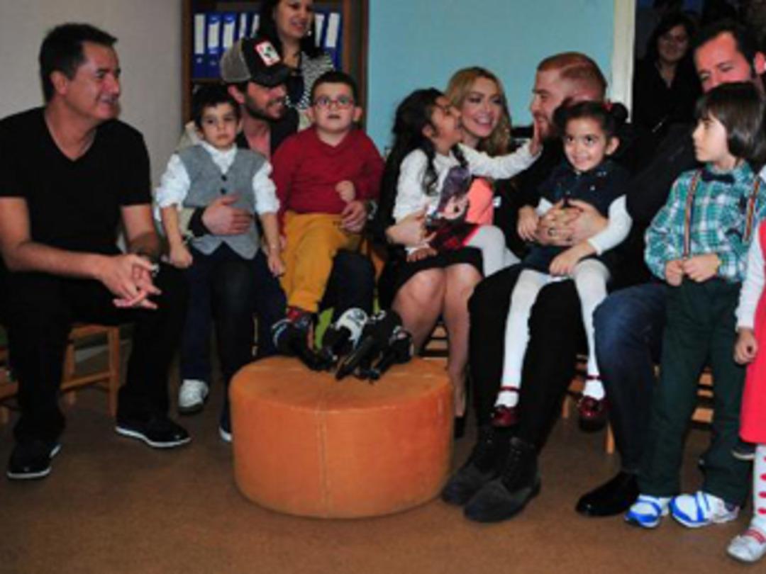 O Ses T&uuml;rkiye j&uuml;risi Survivor yolcusu