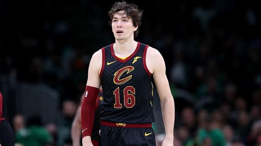 Cedi Osman'dan depremzedelere destek!