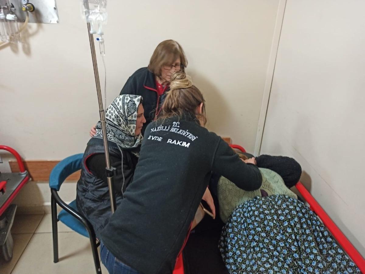 Nazilli Belediyesi&rsquo;nden evleri yanan Işıklar halkına şefkat eli
