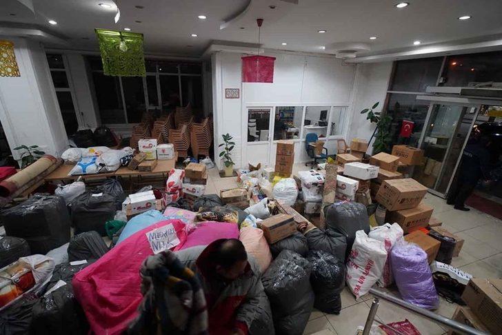 Yardım malzemeleri gece yola çıktı G4