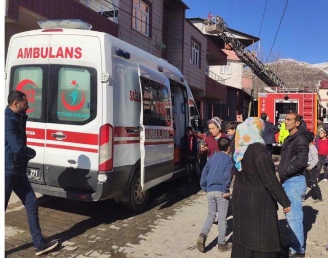 Lice’de korkutan yangın: 2 yaralı