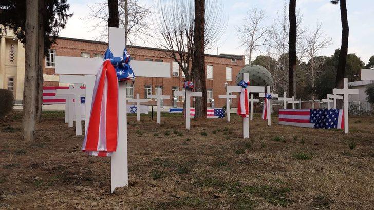 İran'dan eski ABD Büyükelçiliğinin avlusuna 'intikam' mezarlığı!  G2