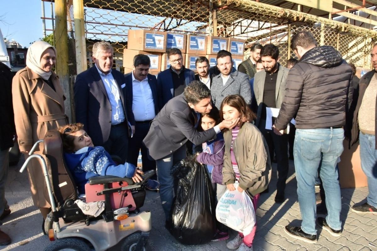 AK Parti Adana İl Başkanlığı&rsquo;ndan Elazığ&rsquo;a yardım tırı
