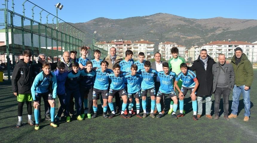 Gemlik Belediyespor T&uuml;rkiye Şampiyonasında