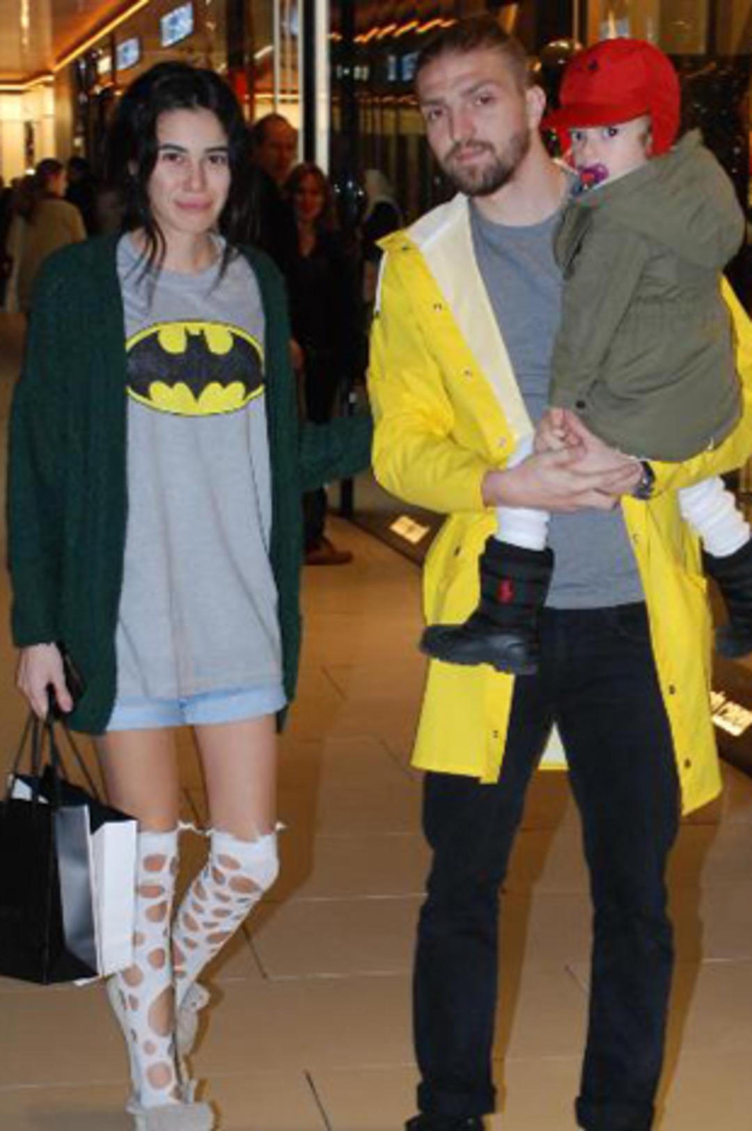 Caner'le Asena &ccedil;ok mutlu