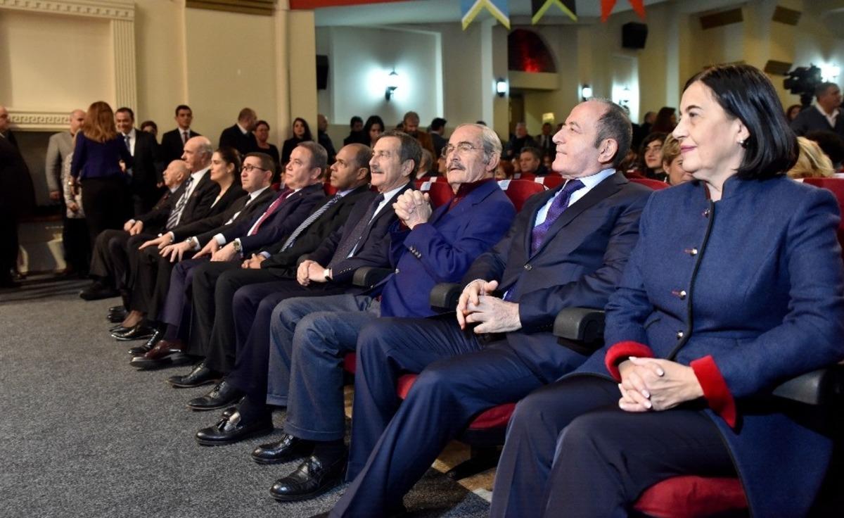 Uğur Mumcu &ouml;d&uuml;ller ile anıldı