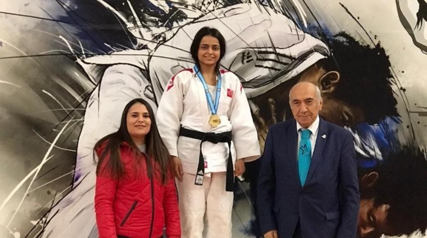 Judoda T&uuml;rkiye şampiyonu Şahinbey&rsquo;den