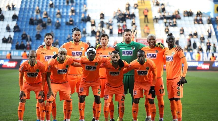 Alanyaspor, Malatyaspor ma&ccedil;ının trib&uuml;n gelirlerini depremzedelere bağışlayacak