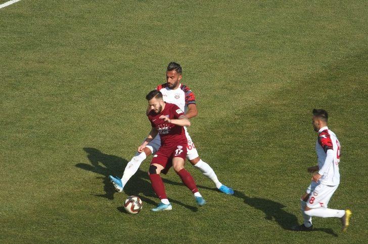 TFF 2. Lig: Bandırmaspor: 1 - GMG Kastamonuspor: 1 G1