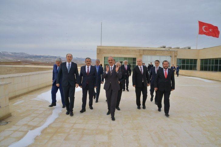 Rektör Akgül, UNİKOP 2020 devir teslim törenine katıldı G1