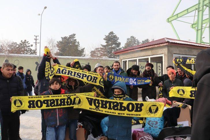 Ağrı Sporlu taraftarlardan Elazığ’a yardım G4
