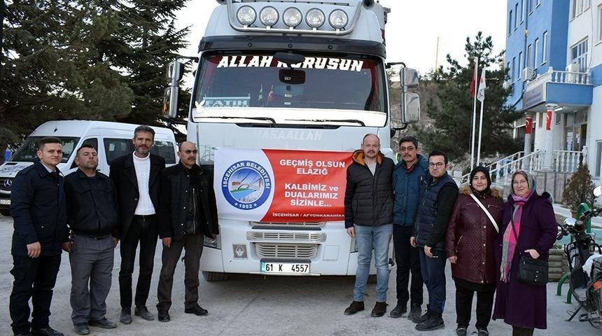Afyonkarahisar&rsquo;dan Elazığ&rsquo;a yardım tırı yola &ccedil;ıktı