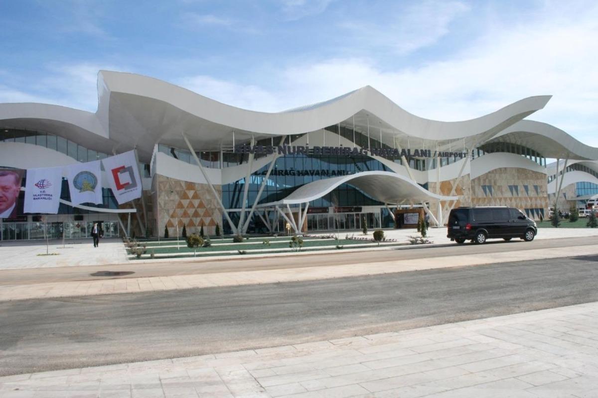 Sivas&rsquo;ta hava yolu ulaşımına ilgi azaldı