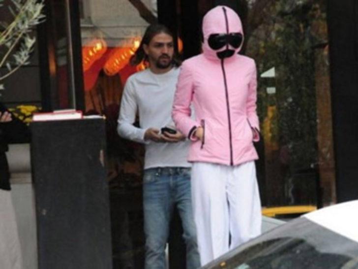 Bu kıyafeti uzmanlar yorumladı G2