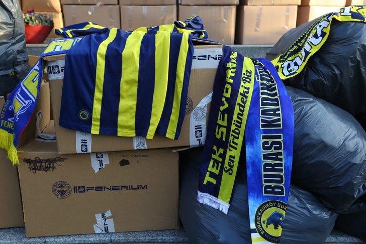 Fenerbahçeli taraftarların yardım paketleri Elazığ'a ulaştı G2