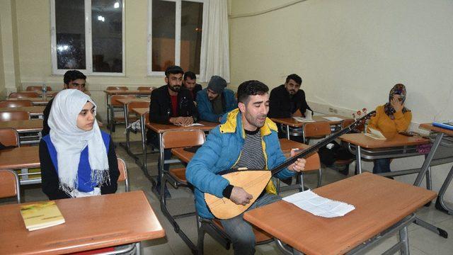 Siverek’te Zazaca kursu açıldı