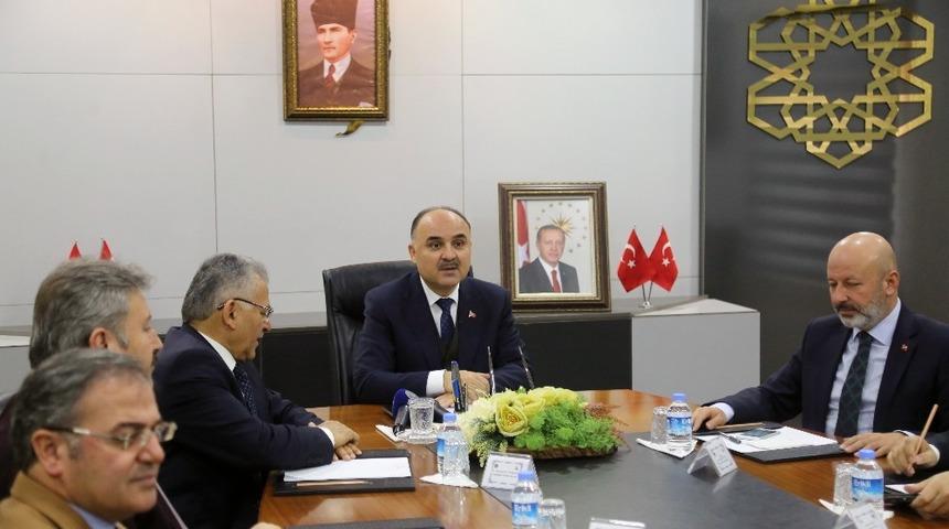 Vali G&uuml;naydın: &ldquo;Yapılacak yardımlar AFAD koordinesinde olmalı&rdquo;