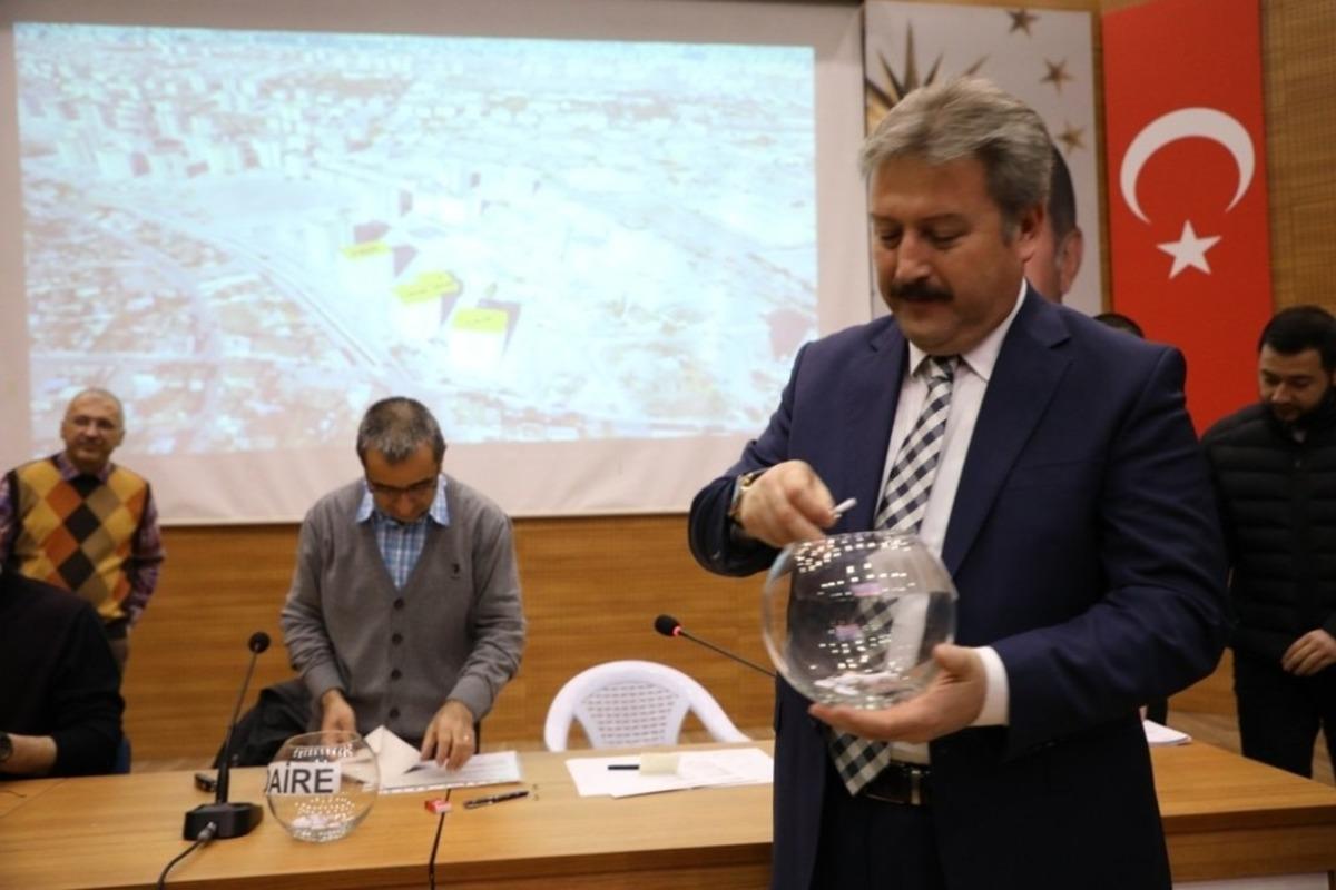 Melikgazi&rsquo;de Kentsel D&ouml;n&uuml;ş&uuml;m kurası &ccedil;ekildi
