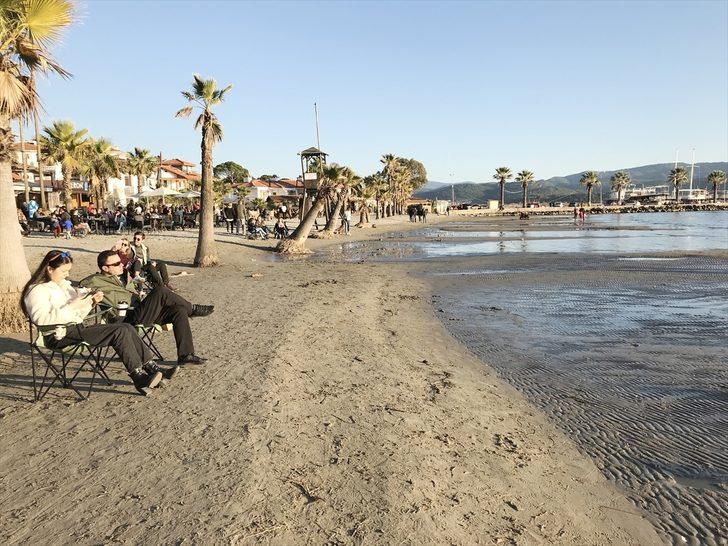 Muğla Akyaka sahilinde depremlerin ardından korkutan görüntü! G5