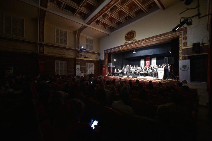 Eskimeyen şarkılarla geçmişe yolculuk yaptılar G3