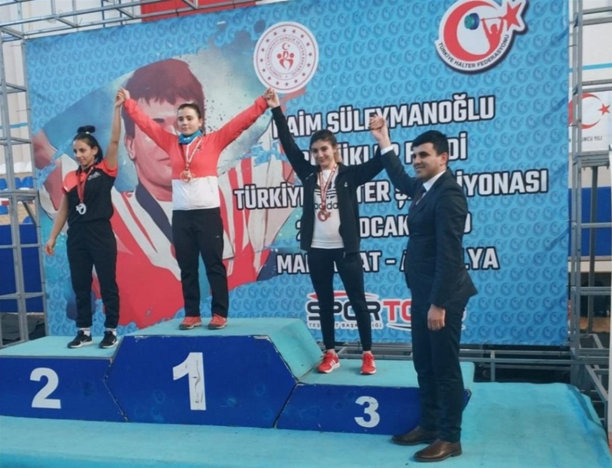 Ispartalı Halterciler, T&uuml;rkiye derecelerine imza attılar