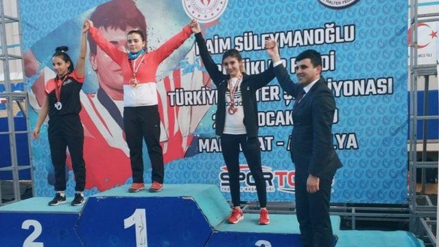 Ispartalı Halterciler, Türkiye derecelerine imza attılar