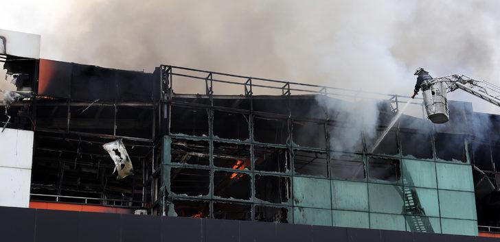 İş yerleri yanan kardeşler o anları gözyaşlarıyla izledi G5