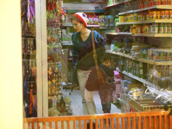 Bergüzar Korel oğlunun ısrarına dayanamadı G5