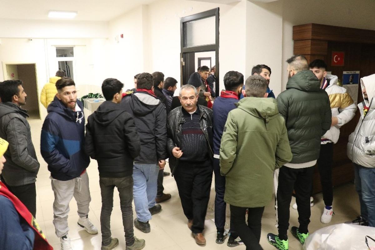 &Uuml;nl&uuml; rap&ccedil;iler deprem b&ouml;lgesinde