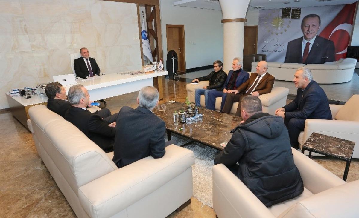 Canik muhtarlarından karla m&uuml;cadeleye tam not