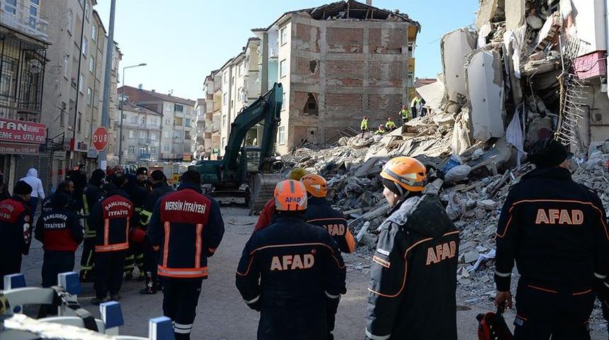 AFAD'dan depreme yönelik 'hayat kurtaran' öneriler