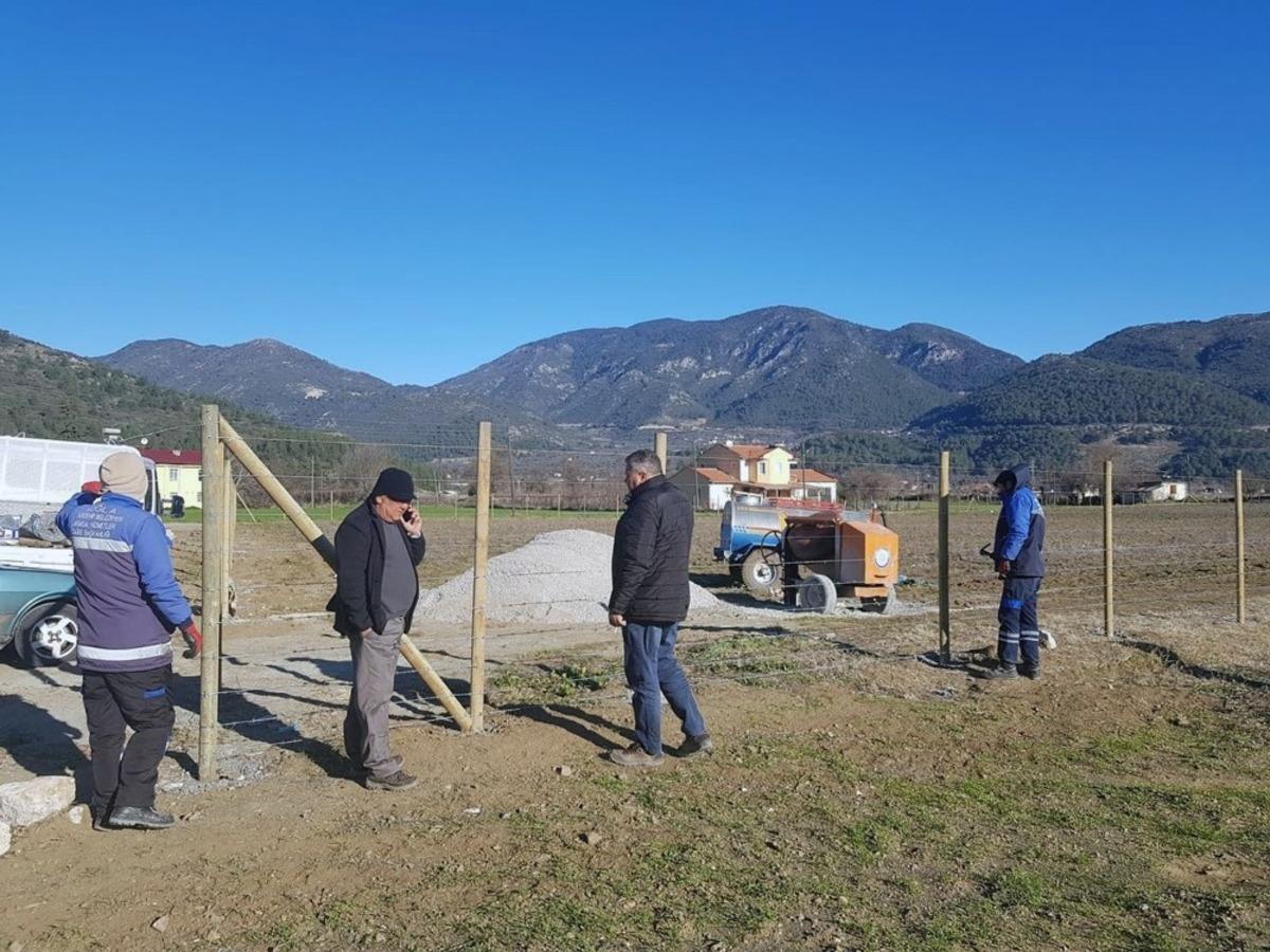 B&uuml;y&uuml;kşehir ve Fethiye Belediyesinden &Uuml;reticiye &lsquo;&Uuml;z&uuml;m bağı&rsquo; desteği