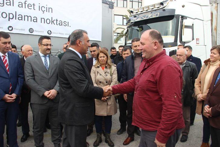 Elazığ’daki depremzedeler için Alanya’dan 2 tır yola çıktı G4