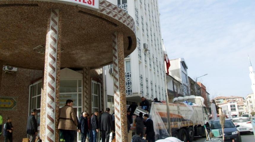 Yerköy’den Elazığ’a bir kamyon dolusu yardım malzemesi gönderildi