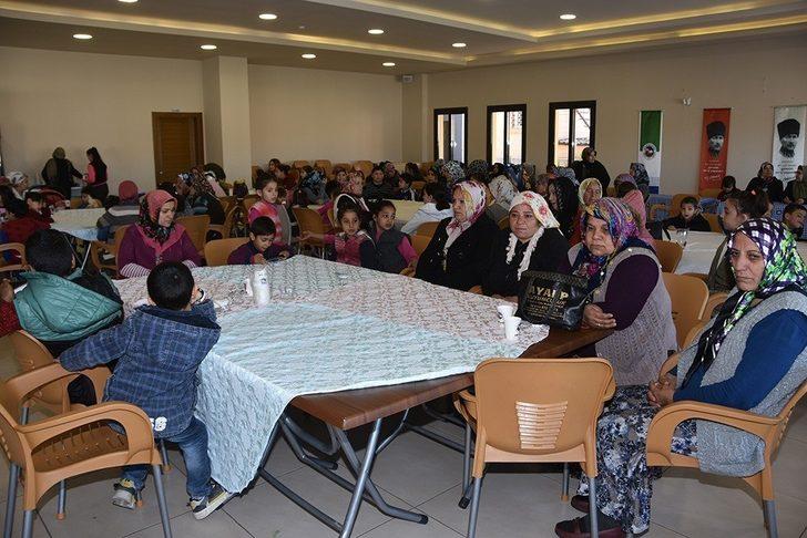 Ceyhanlı kadınlar Elazığ için tek yürek G2