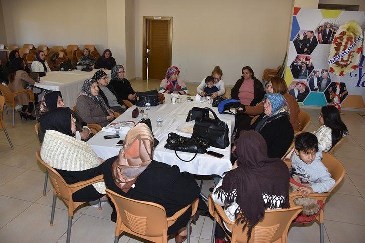 Ceyhanlı kadınlar Elazığ için tek yürek G3