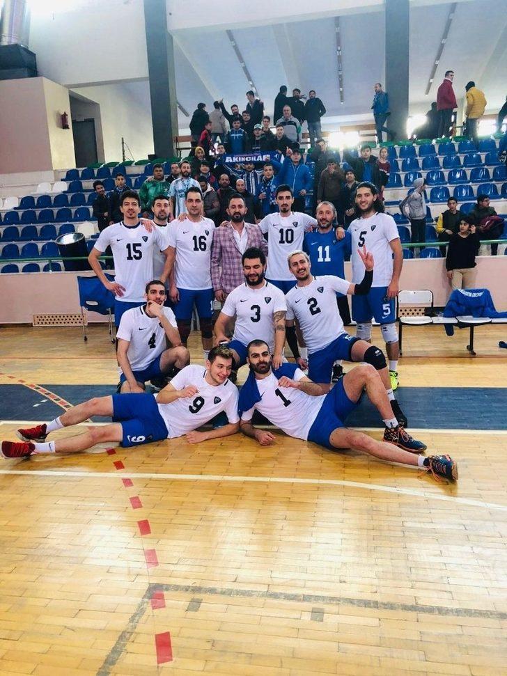 Karacabey Belediyespor hem yeşil sahada hem de salonda dolu dizgin G5