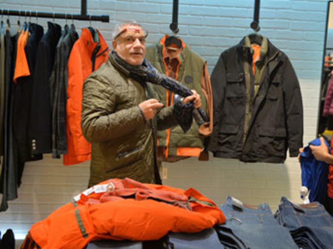 Mali'ye yine 'k&uuml;&ccedil;&uuml;k' sevgili