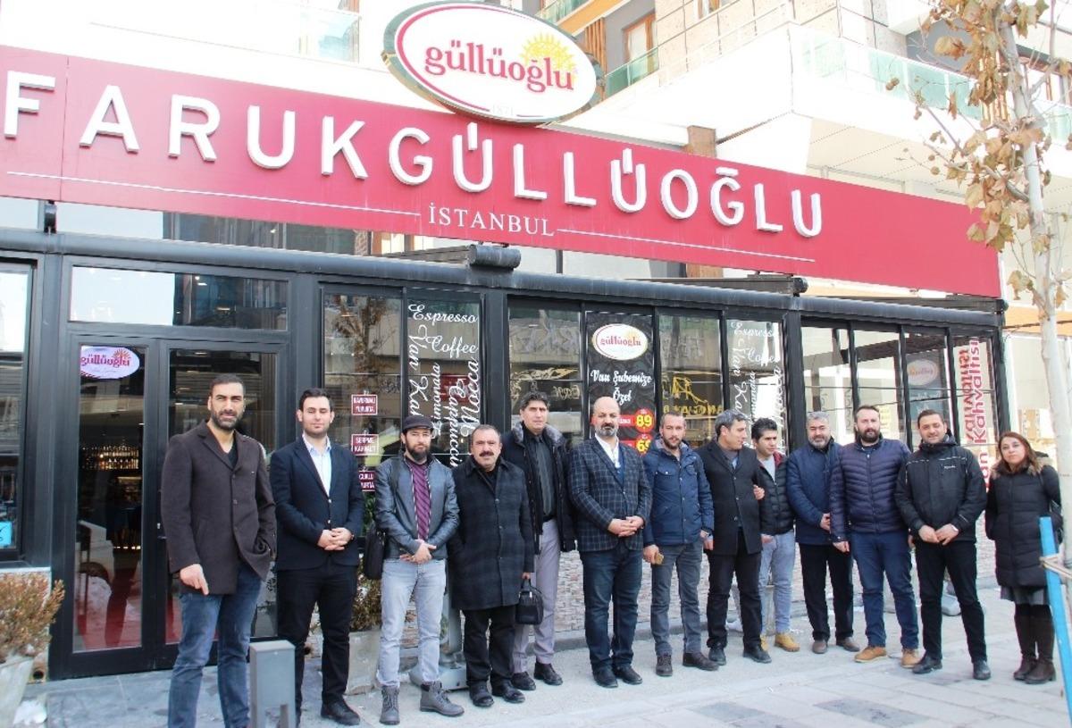 Faruk G&uuml;ll&uuml;oğlu Baklavanın yetkilileri basınla bir araya geldi
