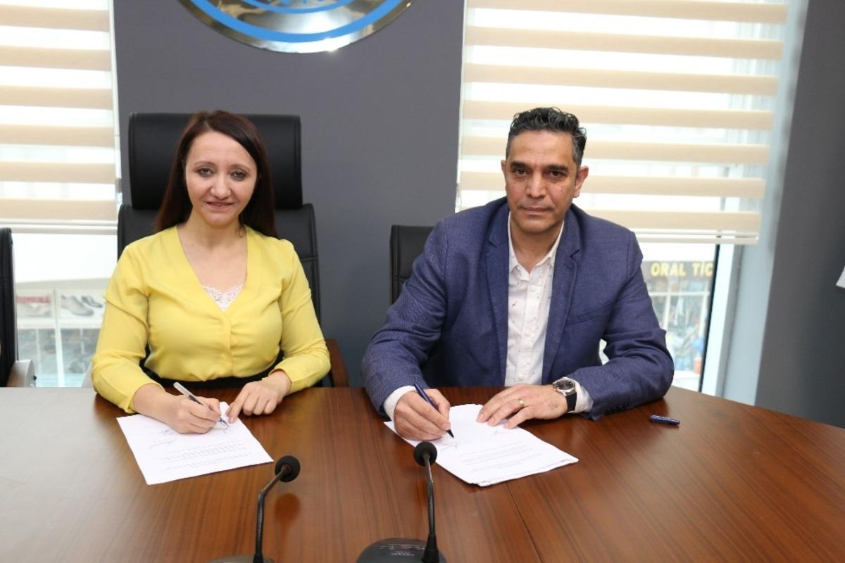 İş&ccedil;ilere yıllık y&uuml;zde 27 &uuml;cret artışı