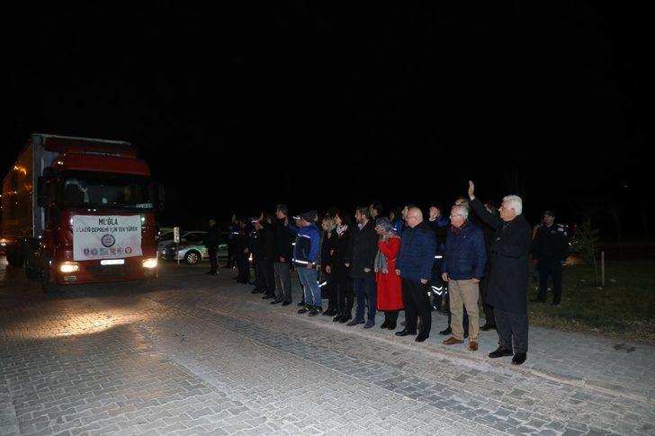 Muğla’dan Elazığ’a 9 Tır yardım G4