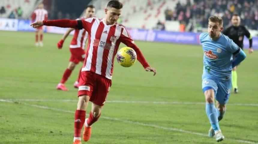 Mert Hakan Yandaş: Hakemler bizi tersliyor