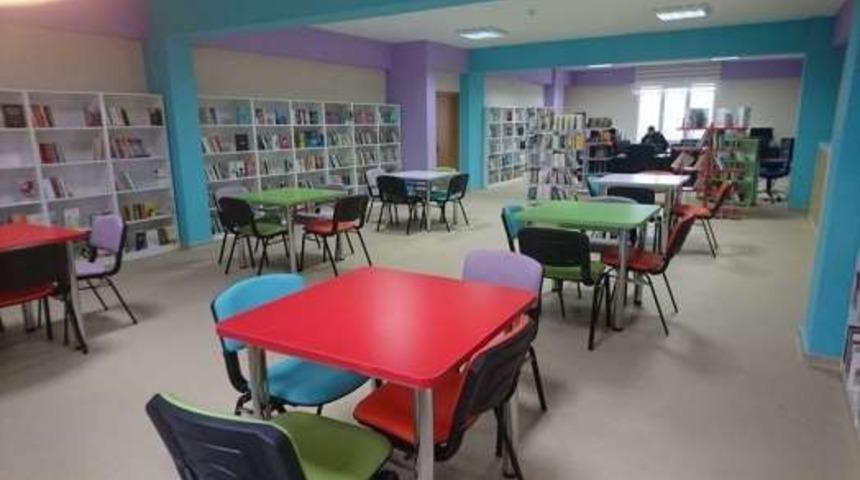 Aslanapa&rsquo;ya k&uuml;t&uuml;phane